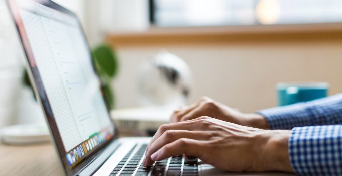 The Best Free SEO Checkers in 2025 (and Where They Fail)
