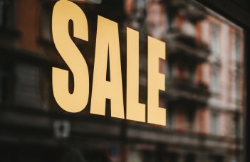 Google Ads Strategy for Low-Traffic High-Ticket Lead Generation: How to Optimize With Limited Conversion Data