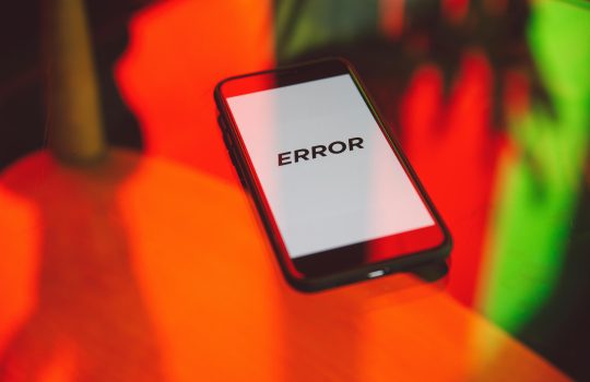 How to Fix “Please open my apps to establish a connection with the server,” Error Message?