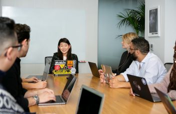 Trusted Website Builders for B2B Consulting Firms Publishing Case Studies and Whitepapers