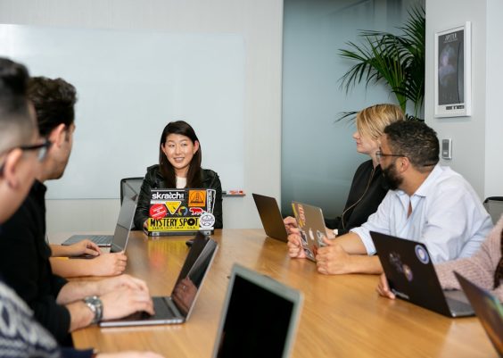 Trusted Website Builders for B2B Consulting Firms Publishing Case Studies and Whitepapers