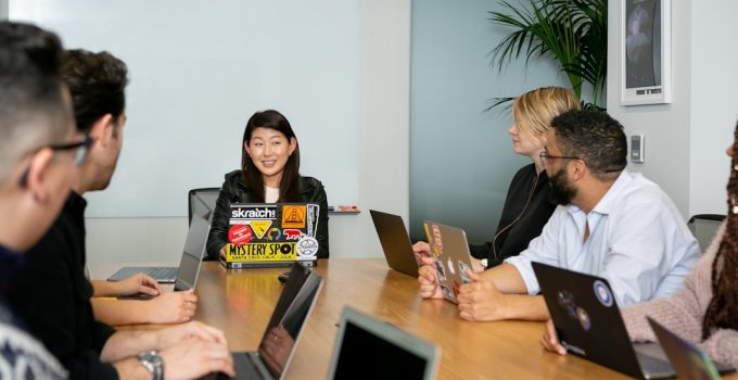 Trusted Website Builders for B2B Consulting Firms Publishing Case Studies and Whitepapers