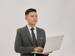 The Ultimate Guide to Crafting Employee Ads That Drive Hiring Success Across American Businesses