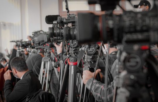 PR Agency Software: Muck Rack vs Cision for Managing PR Agency Workflows
