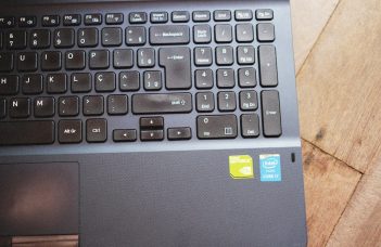 How to clean your laptop keyboard without damaging it