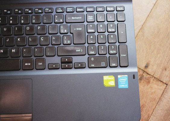 How to clean your laptop keyboard without damaging it