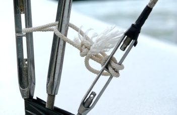 Boost Your LinkedIn Profile With a Professional Headline That Works to Attract Leads, Recruiters, and Business Opportunities