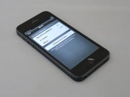 How to transfer files from Android to iPhone without losing data