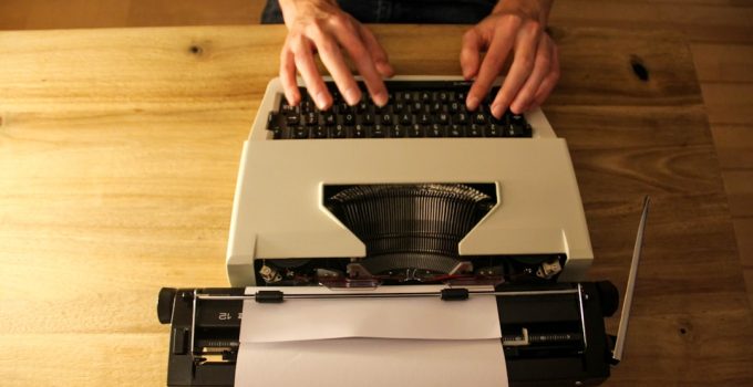 How AI Declutters Traditional Search Marketing