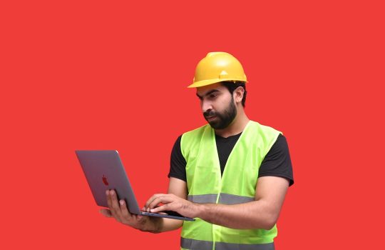 The ultimate guide to choosing the best construction management platforms for large-scale projects