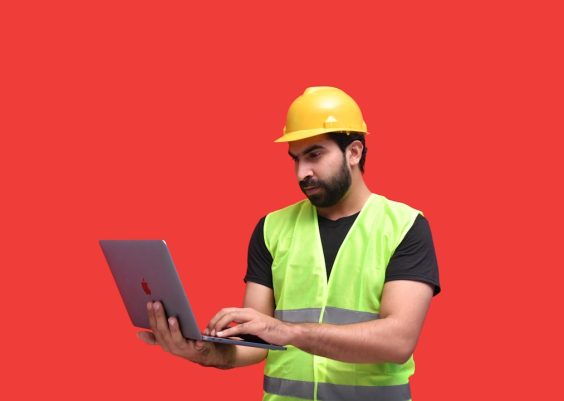 The ultimate guide to choosing the best construction management platforms for large-scale projects