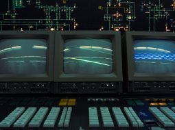 How to Power Off an HTC Phone