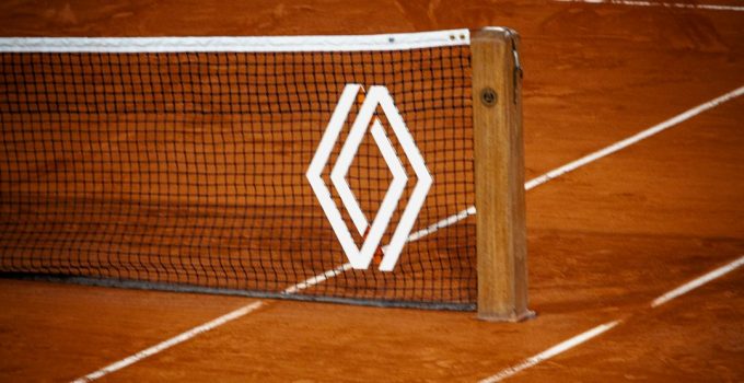 Conversion-Focused Logo Creating Apps for E-Commerce Sellers Optimizing Brand Recognition