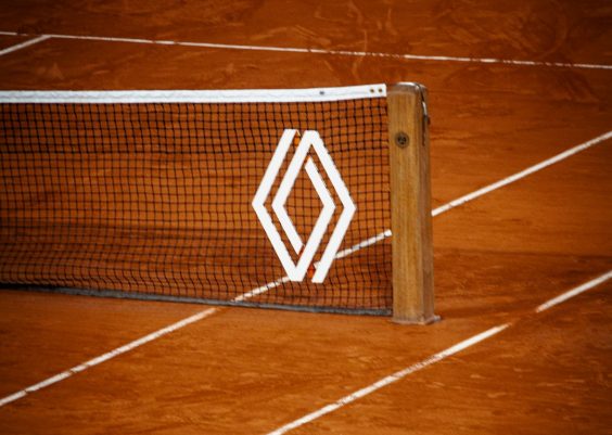 Looka Logo Files Not Compatible With Print Providers and the Export Format Conversion That Resolved Printing Errors