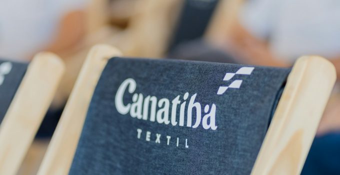 4 Business Card Generators That Perform Best for Subscription-Based Businesses