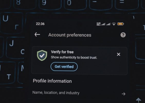 How to Hide Your Subscription List on Twitch