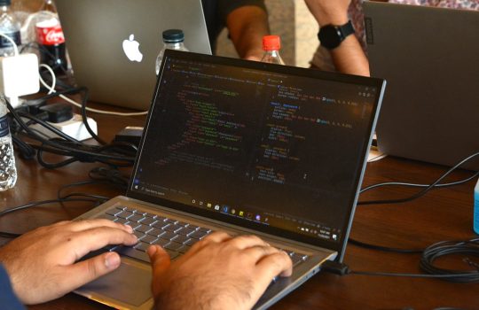 4 AI Code Editor Reviews Comparing Copilot, Codeium, and Tabnine