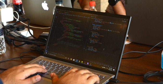 4 AI Code Editor Reviews Comparing Copilot, Codeium, and Tabnine