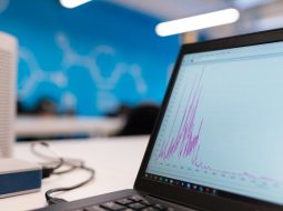 Moz Pro vs Ahrefs: Which SEO Tool Is Better?