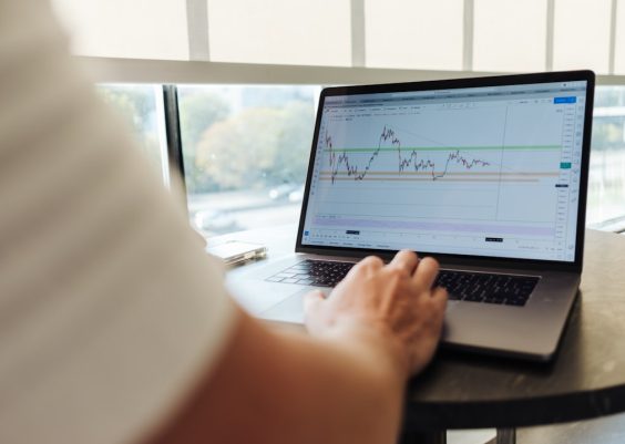 Most Reliable SEO APIs for Real-Time Search Data