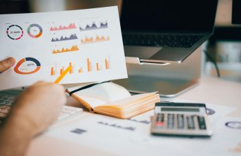 Nano Banana Pro vs Midjourney vs Ideogram: 5 AI Image Tools for Designers and Marketing Teams