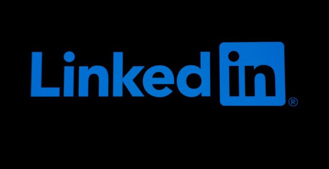 Top LinkedIn Bio Examples and How to Craft Yours to Generate Leads, Build Authority, and Grow Your Network