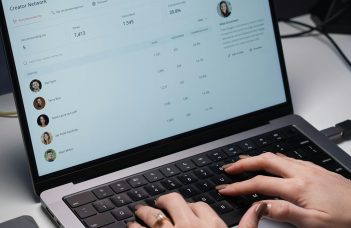 Lead Generation Pipeline: Clay vs Apollo and Other Platforms for Building and Automating a B2B Prospecting Pipeline