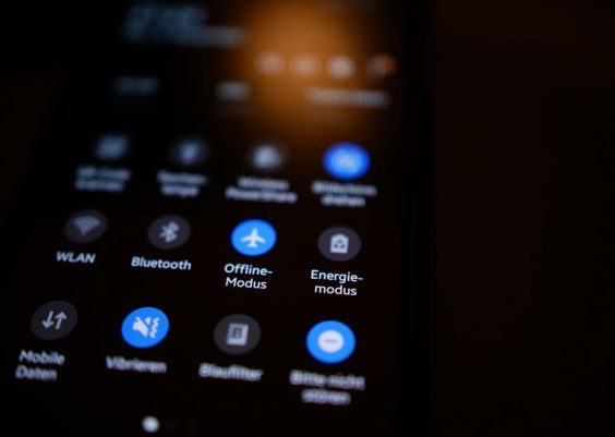 Fix “This Device Isn’t Play Protect Certified” Error
