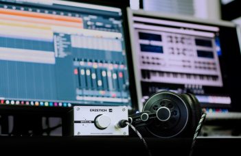 Best Text-to-Speech Tools for WebUI with Natural Voices and API Support