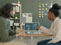 App Audience Analytics Software: Amplitude vs Mixpanel for Analyzing App Audiences