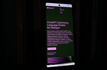 Babbel vs Duolingo: Which Language App Is Better?
