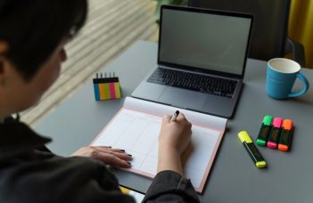 Does Common App Detect AI in Activities Section?