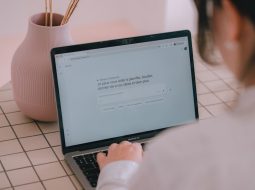 Why Melbourne businesses need an SEO marketing agency that understands online reputation management