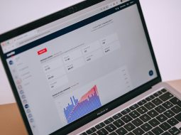 Public Relations Report: Muck Rack vs Cision for Creating PR Reports