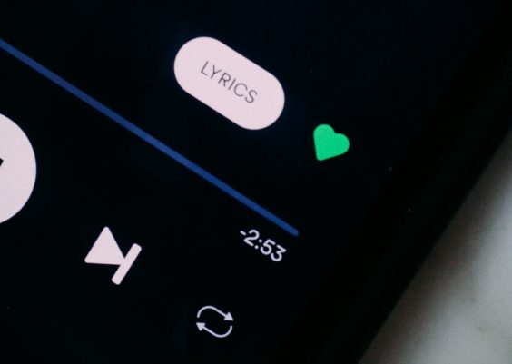 Spotify Not Playing Songs? Fix Offline Mode, Cache, and Streaming Errors