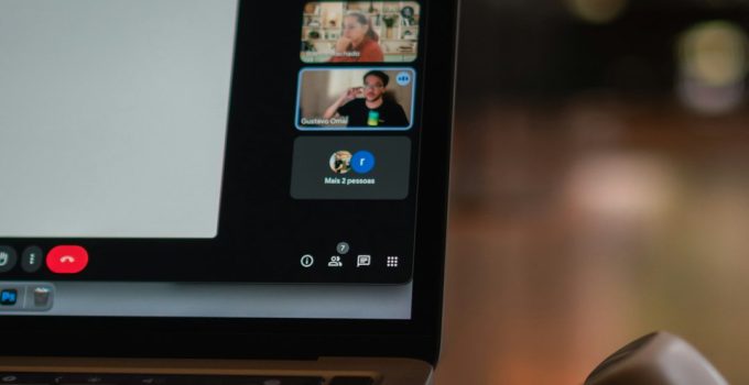 Top 7 Cloud Video Conferencing Platforms for Hybrid and Remote Teams