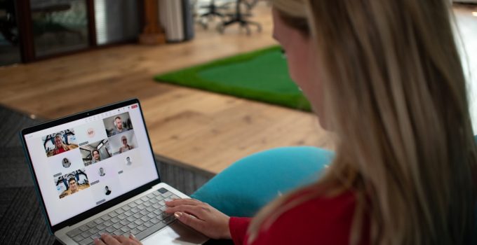 15 Benefits of Using a Cloud-Based Video Service