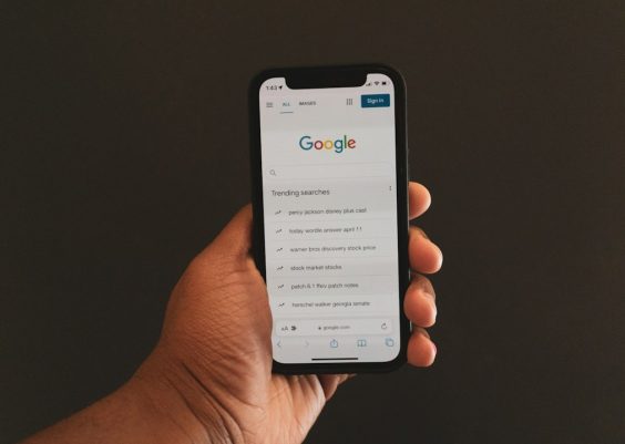 Free Notes App: Google Keep vs Notion for Simple Note Taking